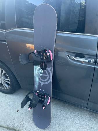 Forum Snowboard with Bindings 148 cm 1