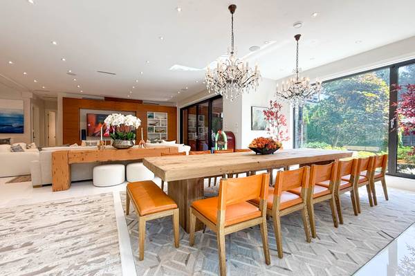 (UniqueAccommodations.com) ID:5565 Edgemont 7 Bed Luxury Estate 1