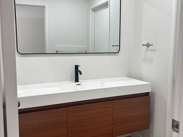 $1,569 / 1br - This beautiful condo has everything! (3673 Avocado Village Ct UNIT 126, La Mesa, CA)63657209423235122