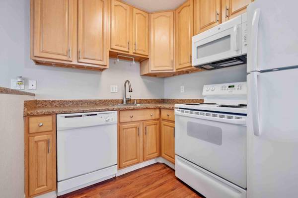 $2,036 / 1br - 580ft2 - ¡Situado en Walnut Creek!, Cochera, 1/hab 1/ba - Disponible ahora..! (walnut creek)63667924857217121