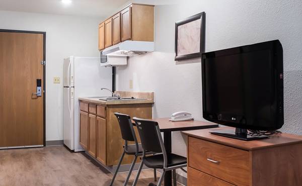 $389 / 1br - Call Now for Our Manager's Weekly Rate Specials! (3401 N Central Expy N, McKinney, TX)63796555423745123