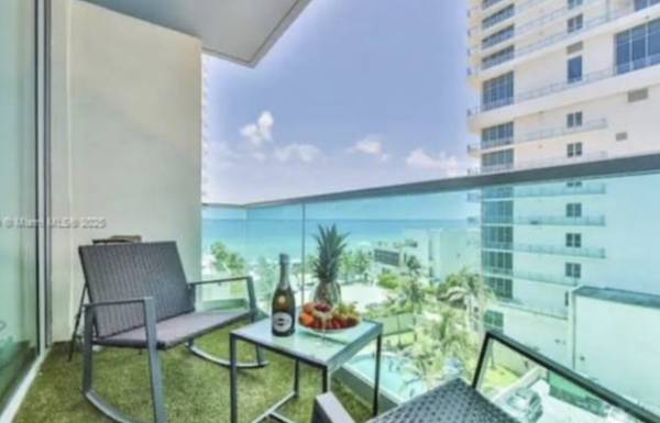 $3,600 / 1br - 905ft2 - Make this beautiful waterfront condo HOME, Excellent location (hollywood beach)63825137879041120