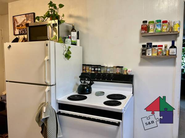 $1,000 / 1br - Coming Soon! Montpelier 1 BR with Laundry on Site! (Montpelier)63784684879873124