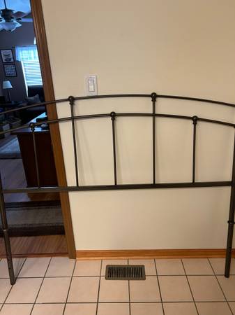 Queen Size Bed Steel Headboard Head Board 1