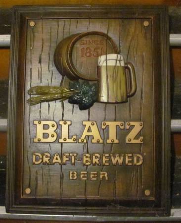 Vintage Large Wood Look Blatz Plastic Beer Sign 1