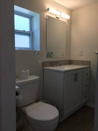 $1,000 / 1br - 650ft2 - Studio Apartment (Orange City)63791575114625121