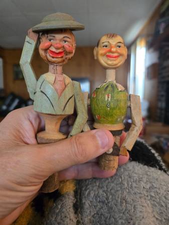 2 vintage hand crafted mechanical bottle stoppers 1