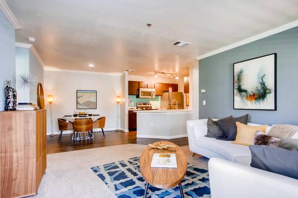 $2,175 / 2br - 1029ft2 - Discover Comfort & Convenience at Eagles Landing Apartments (Westminster)63973502000131121