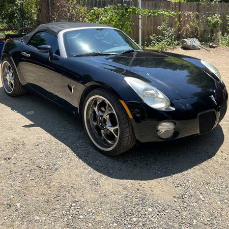 2007 Pontiac Solstice - $8,000 (San Fernando Valley)63476647983361121