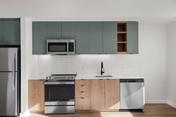 $1,650 / 1br - 619ft2 - ¡Eleva tu estilo de vida en Strata! (Century West)63839291666561122