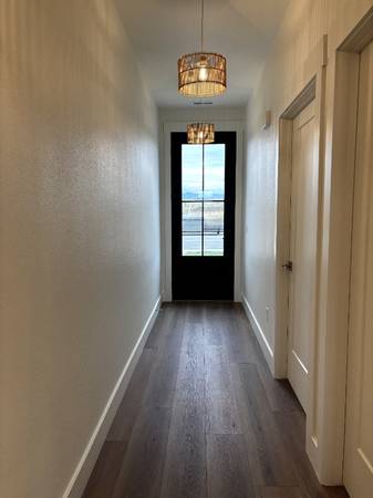 $1750.00 / 2br - 954ft2 - Charming 2 Bed/2 Bath Townhouse in Sheridan - Available 10/01 - $175063829654844931121