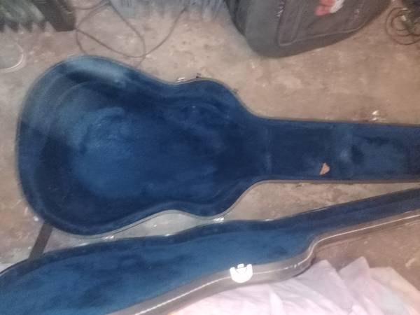 Acoustic guitar case hard shell case 1