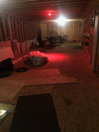 $1,000 / 5100ft2 - Storage Loft second floor 800 SF available (Stony Point)64035737077891124