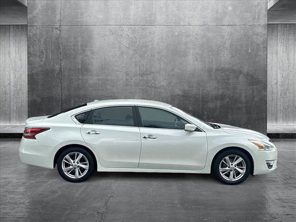 2015 Nissan Altima  2.5 SV Sedan - $7,698 (AutoNation Toyota Leesburg)63616741832707123