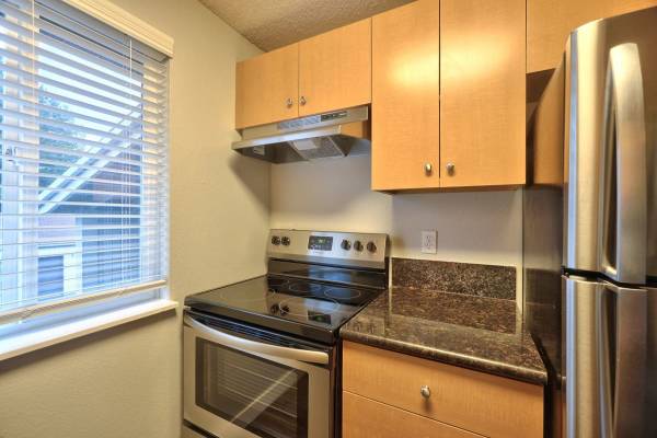 $1,299 / 1br - 615ft2 - 🤗LOWEST PRICE OF THE YEAR! 🤗END OF SUMMER SPECIAL 6 WEEKS FREE!🤑 (5400 Southwest 180th Avenue, Aloha, OR)63831537417857121