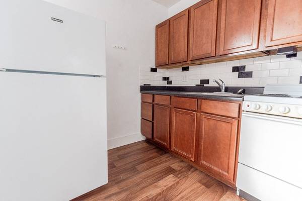 $1,360 / 410ft2 - Edificio para No Fumadores, Listo para Internet, Armarios Empotrados (2619 5th Avenue, Seattle, WA)63688567182593123