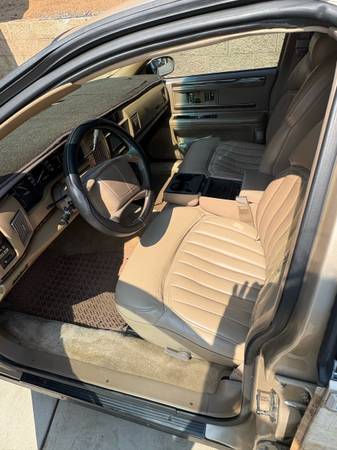 1995 Buick Roadmaster Station Wagon - $4.995 (Lakeside)63470059619331122