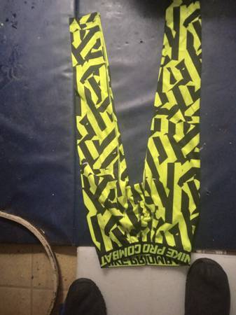 nike pro combat  leggings 1