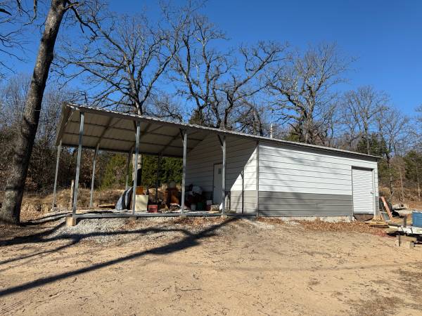 3Lake Lots with Utilities 1