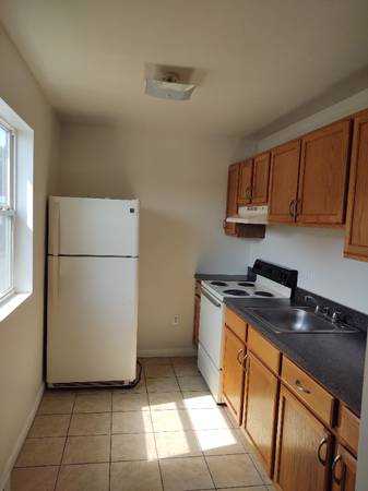 $1500.00 / 2br - 700ft2 - 21 N  2nd Street, Apt C, Stroudsburg PA 1836063951426010243124