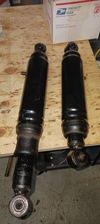 Monroe Air shocks Pair  new  GM Trk Suv 99-07' 1