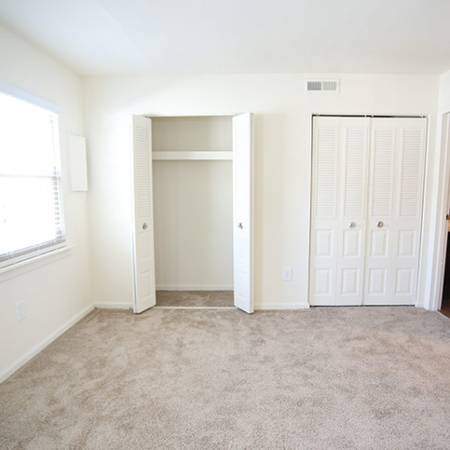 $1,629 / 1br - 769ft2 - 1bd 1.5ba, Ashland VA, Picnic Area (204 Kings Arms Street, Ashland, VA)64027111816065122