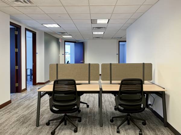 $163 Private Desk With 24/7 Access! (Grand Rapids)63985940723202122