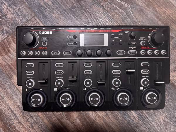 Boss RC-505 mkII Loop Station 1