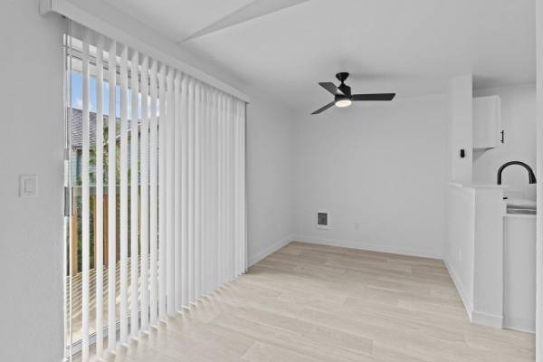 $2,995 / 2br - 984ft2 - The Wait is Over! New Clubhouse Opening at Elevate Apts - April 2025! (Lynnwood)63934419772162123