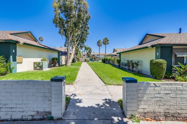 $450,000 / 2br - 920ft2 - **Anaheim Condo 2 bd/ 2 ba Under Market Value*** (North Anaheim)63701092911617122