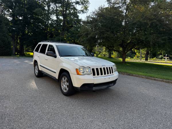 2009 Jeep Grand Cherokee 6 Cylinder AWD - $4,700 (Wappinger’s Fall’s)63436938248193123