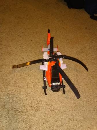 2011 Helicóptero de búsqueda y rescate de la Guardia Costera Tonka - $10 (Silver Spring)63471145875073121