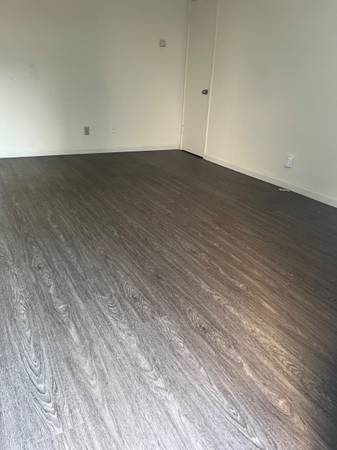 $1,450 / 1br - 600ft2 - * Midtown 1 Bdrm Apt, quiet, safe, new flooring, great neighborhood * (Sacramento Midtown)64043494746370122