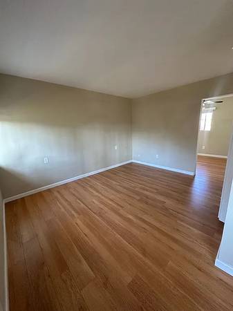 $920 / 1br - This bright and spacious 1-bedroom, 1-bath 3959 Hamilton St (San Diego)63954708421762122