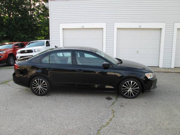 2016 Volkswagen Jetta Sedan Sport 109k 1.8L Manual 5-Speed Black $8450 - $8,450 (Derry NH)63615292003457121