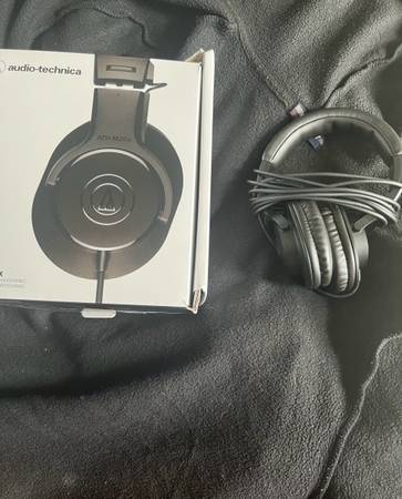 MTH-M20x Studio Headphones 1