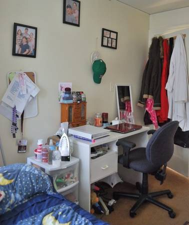 $830 Room Available In A Spacious, Sunny Apartment, Watertown (Watertown)63817540116609124