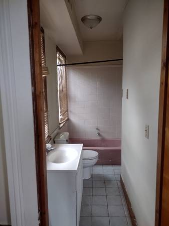 $1,750 / 2br - 1100ft2 - 2 Bedroom House in Historic Downtown Charleston (Eastside)64016108309249121