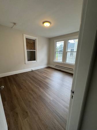 $1,400 / 3br - 2nd Floor Apartment located on E. Antietam Street (Hagerstown)63896038119043123