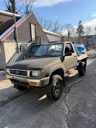 TOYOTA trucks WANTED 1