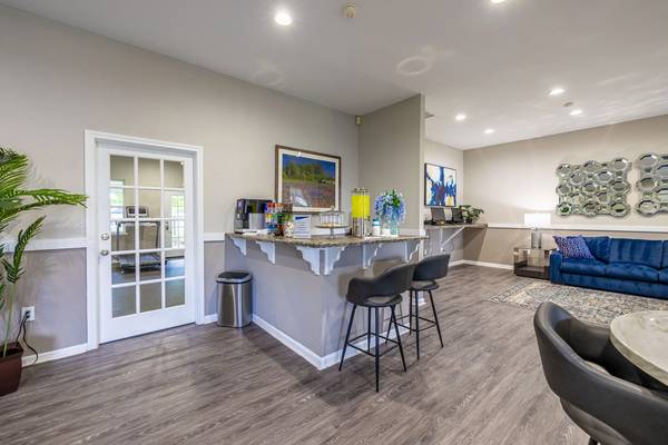 $909 / 2br - 910ft2 - Patio or Balcony, Gated Community, 2/BD 1/BA (1601 Garth Rd, Baytown, TX 77520)63906681129219121