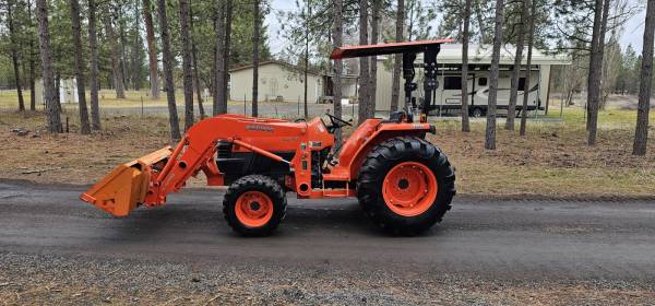 WOW!! ONLY 170 HOURS!! PRE EMISSION KUBOTA L4400 4X4 DIESEL TRACTOR 1