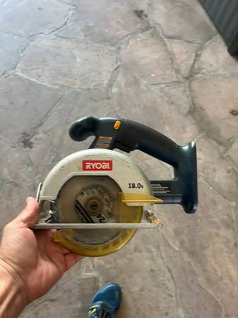 Ryobi circular saw 1