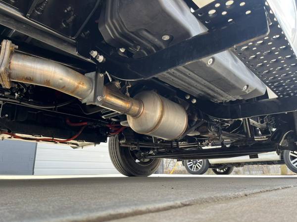 2022 Chevrolet Silverado MD 6500 - Photo 9