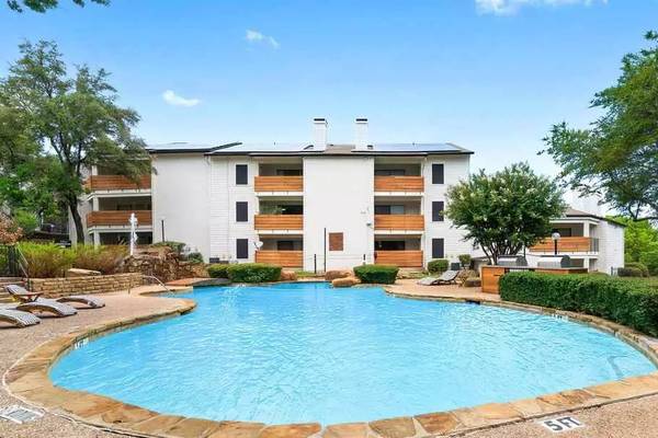 $975 / 1br - 748ft2 - Es más que un hogar, es un estilo de vida. ¡Únete a nosotros! (Fort Worth - Fort Worth Stockyards)63796327389569122