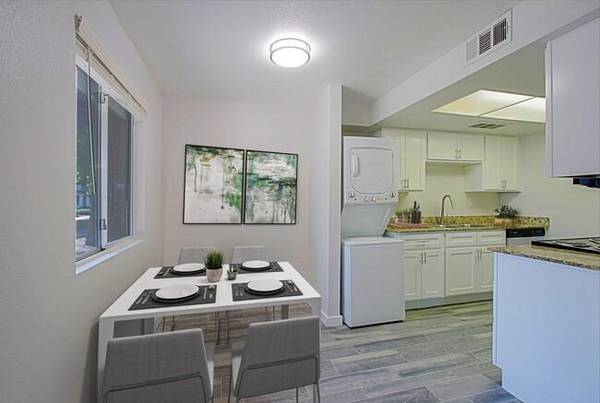 $1,199 / 2br - 789ft2 - Fantastic Community, Spacious Storage Space, Major Upgrades (Mesa)64024995593985121