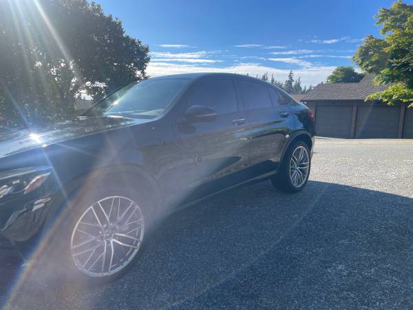 2019 Mercedes glc 300 COUPE - $28,900 (Edmonds)63617157023617122