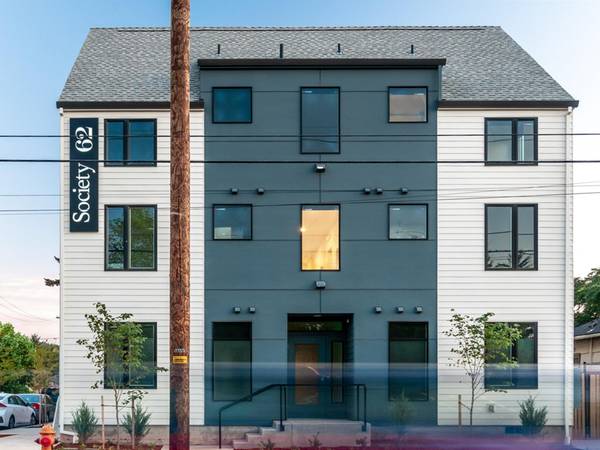 $700 / 1br - Co-Living Community | Oven, Gas Range - Fully Outfitted Kitchen (Rose City Park Neighborhood)63956352947202121