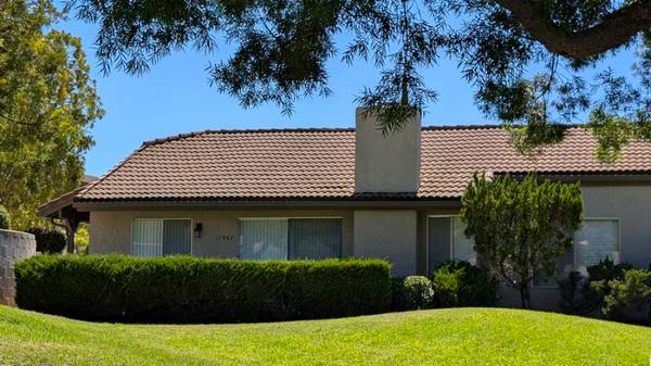$3075.00 / 2br - 1305ft2 - Solo para personas mayores (55+) - Condo de lujo de 2 habitaciones y 2 baños en Oaks North Retirement Com63657108195587120