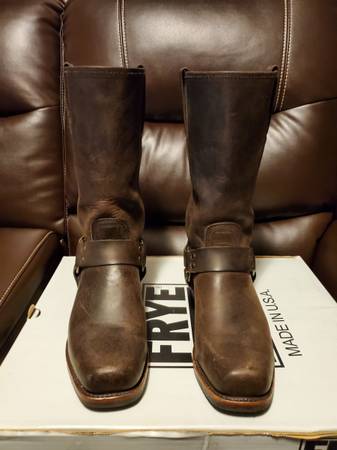 Frye boots men's size 8.5 1